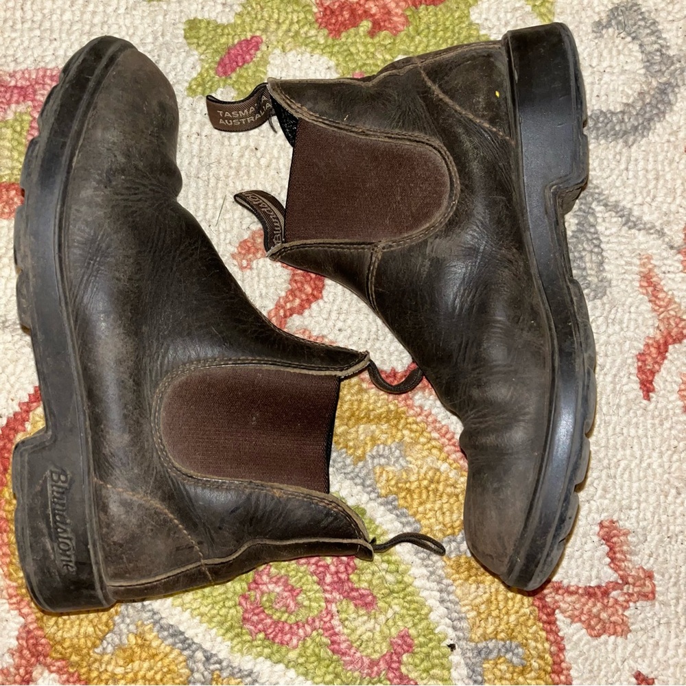 Blundstones